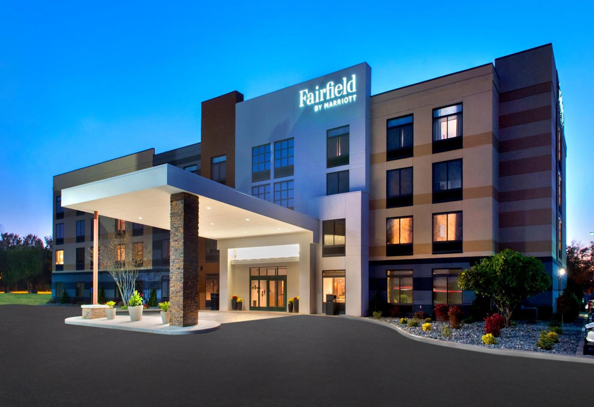 Fairfield By Marriott Inn & Suites Rome Ny Exterior photo